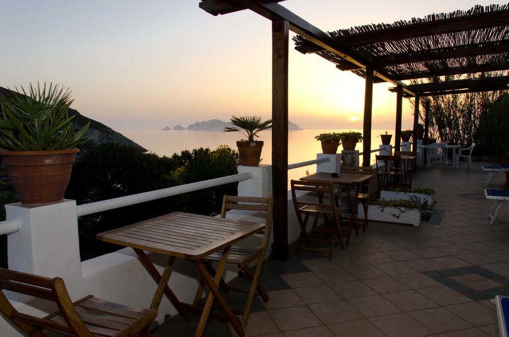 Sunset Village פונזה חדר תמונה